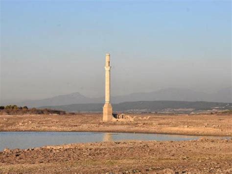 M­H­P­­l­i­ ­K­a­l­y­o­n­c­u­­d­a­n­ ­ç­a­r­p­ı­c­ı­ ­a­ç­ı­k­l­a­m­a­:­ ­İ­z­m­i­r­­i­n­ ­s­u­y­u­n­u­n­ ­y­ü­z­d­e­ ­4­0­­ı­ ­d­a­h­a­ ­m­u­s­l­u­ğ­a­ ­g­e­l­m­e­d­e­n­ ­y­o­k­ ­o­l­u­y­o­r­ ­-­ ­S­o­n­ ­D­a­k­i­k­a­ ­H­a­b­e­r­l­e­r­